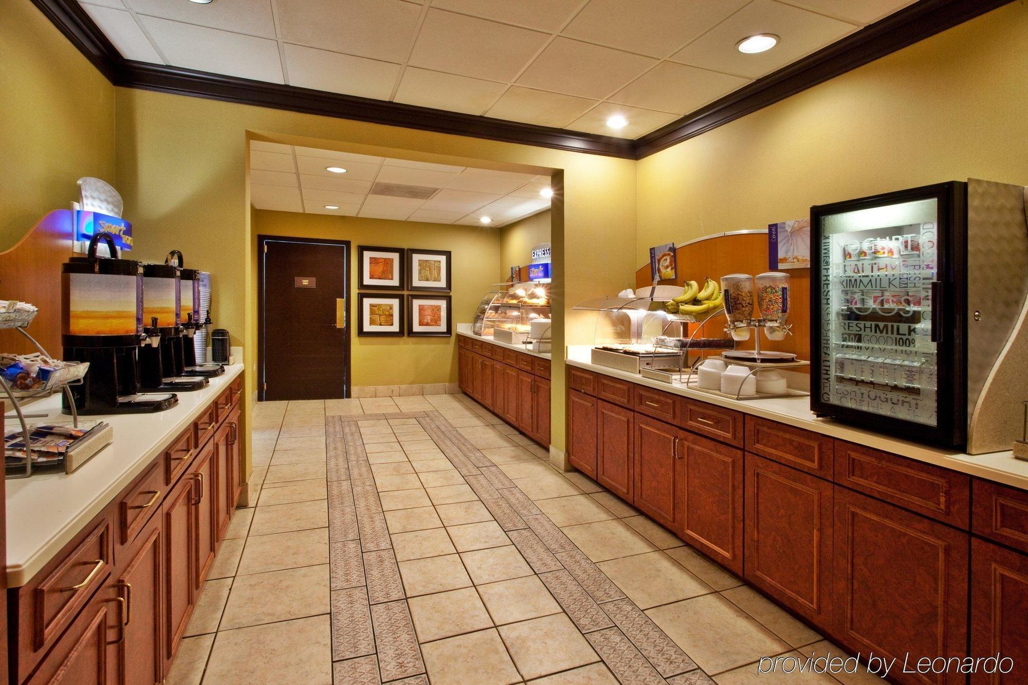 Holiday Inn Express Atlanta Airport-College Park By Ihg Εστιατόριο φωτογραφία