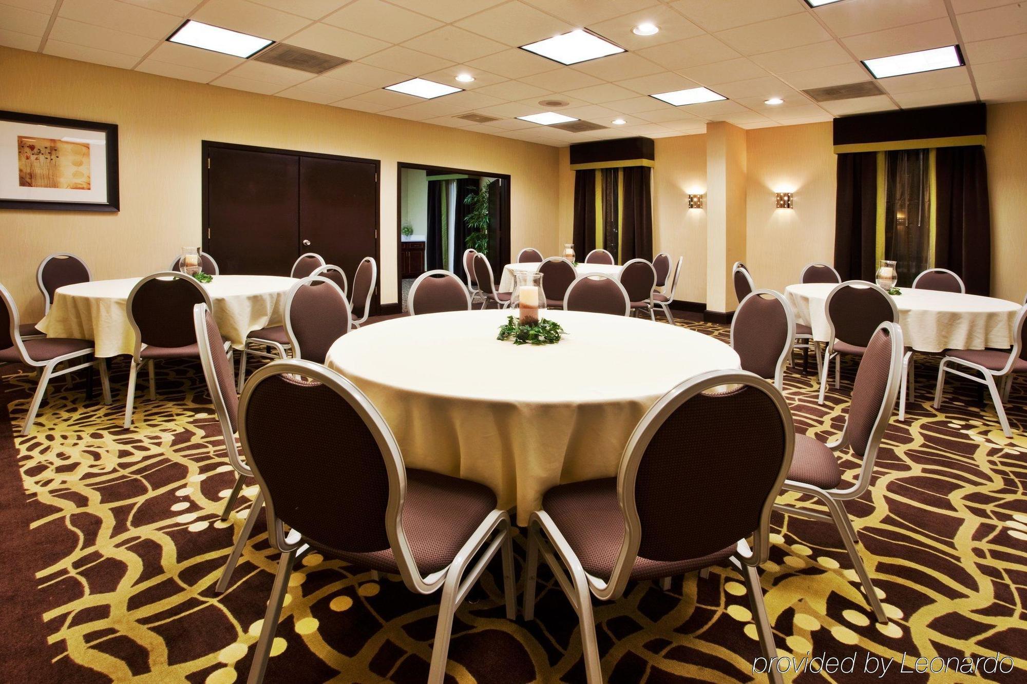 Holiday Inn Express Atlanta Airport-College Park By Ihg Εξωτερικό φωτογραφία