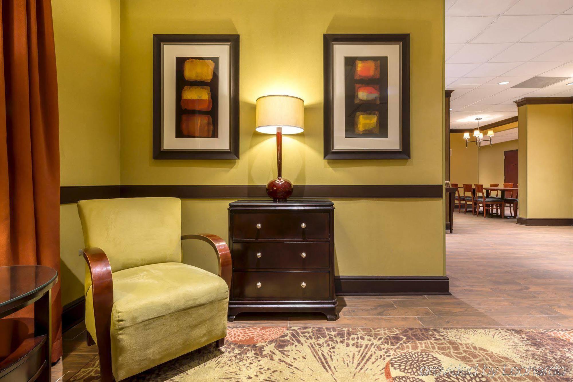 Holiday Inn Express Atlanta Airport-College Park By Ihg Εξωτερικό φωτογραφία